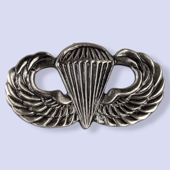 (2/$20) Basic Parachutist Jump Insignia Pin - Picture 1 of 5